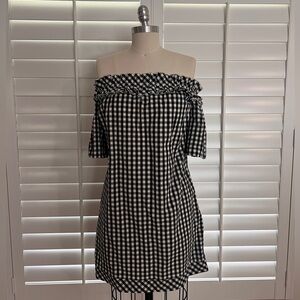 Vineyard Vines Black Gingham off the shoulder strapless dress